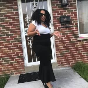 Meet your Posher, Felicia